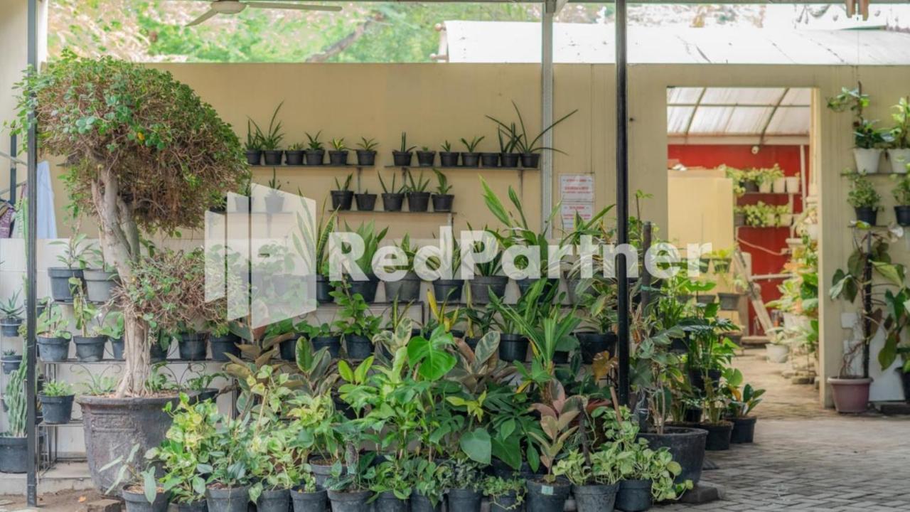 Vandhela Homestay Syariah Mitra Reddoorz Surabaya Ngoại thất bức ảnh