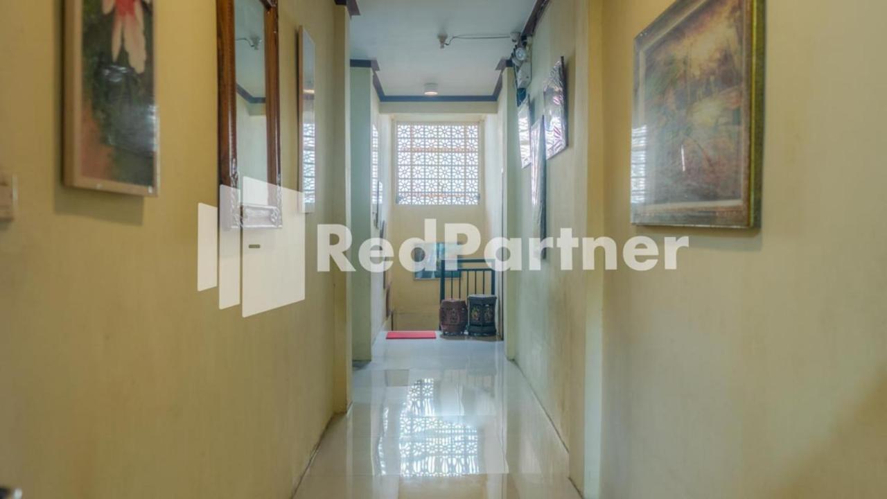 Vandhela Homestay Syariah Mitra Reddoorz Surabaya Ngoại thất bức ảnh