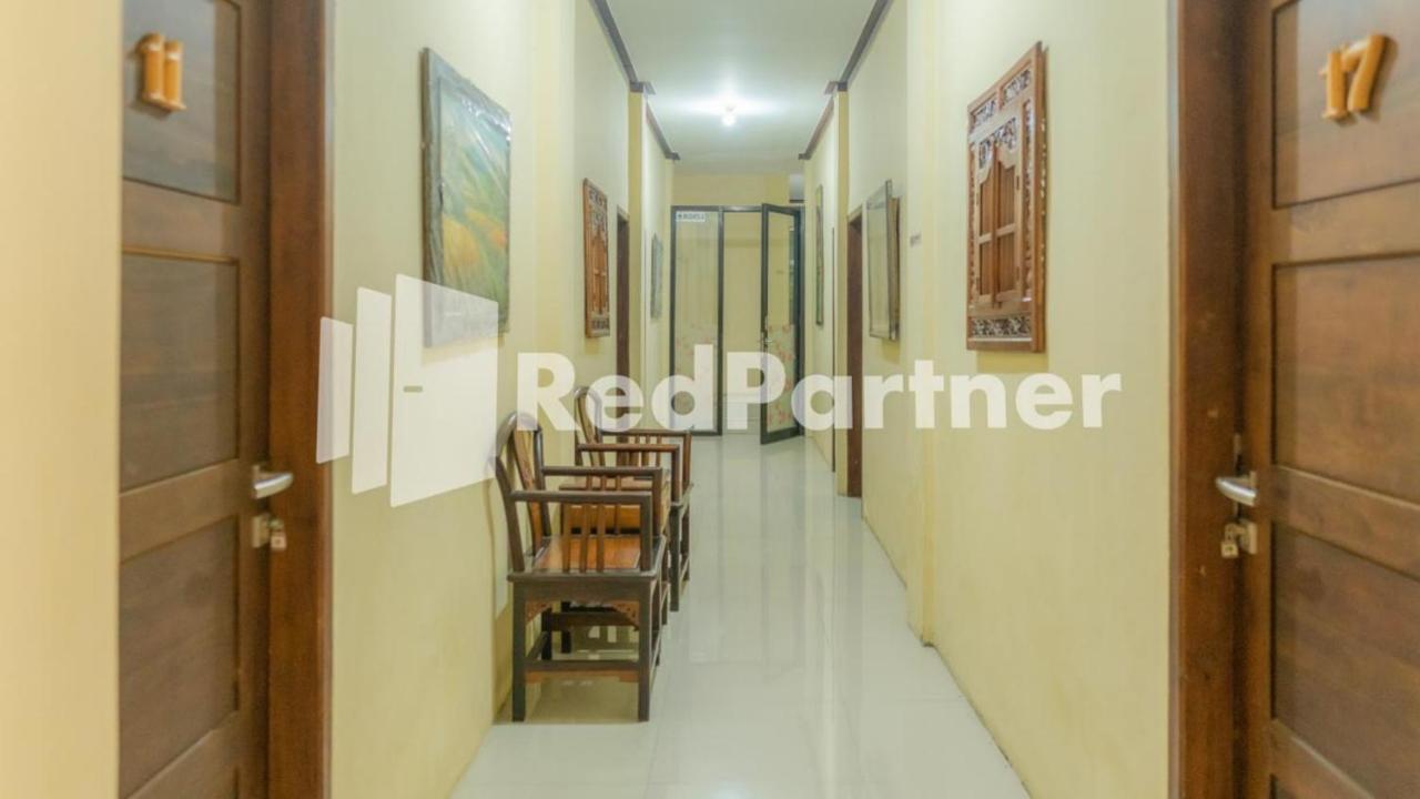 Vandhela Homestay Syariah Mitra Reddoorz Surabaya Ngoại thất bức ảnh